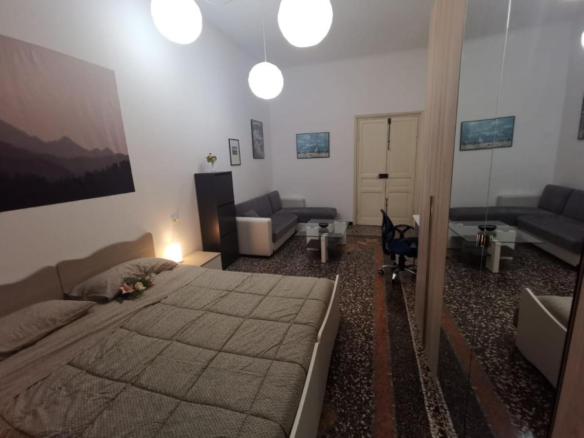 Wow - 175 Mq - Posteggio Privato - Davanti Porto Traghetti - Fino A 10 Posti Letto * Genua