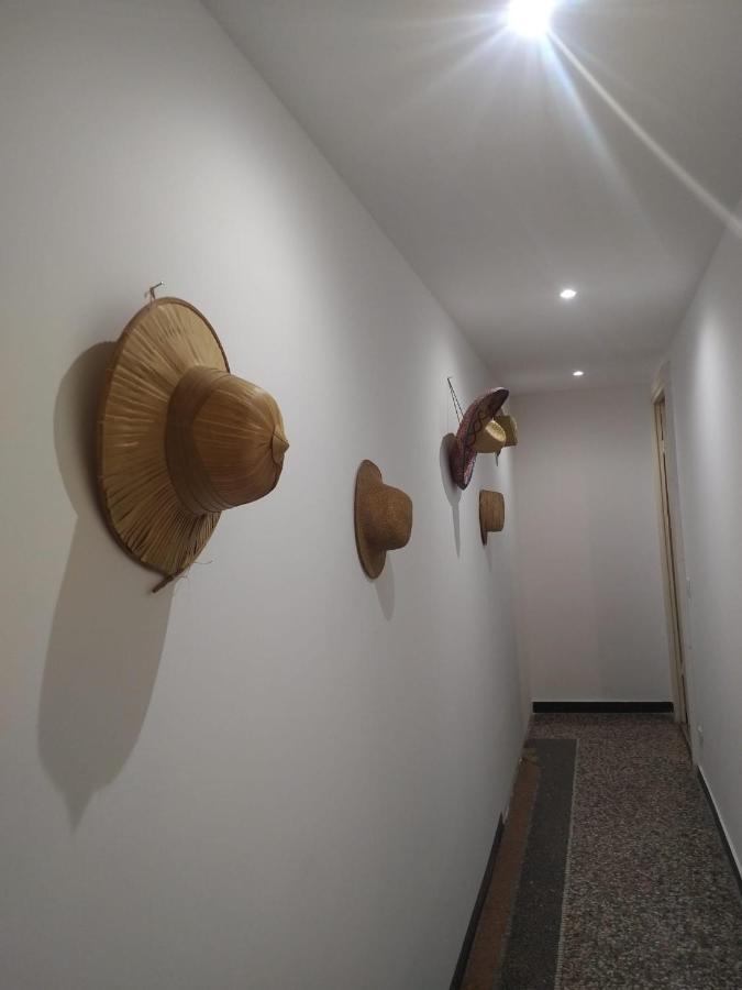 Appartement Wow - 175 Mq - Posteggio Privato - Davanti Porto Traghetti - Fino A 10 Posti Letto *