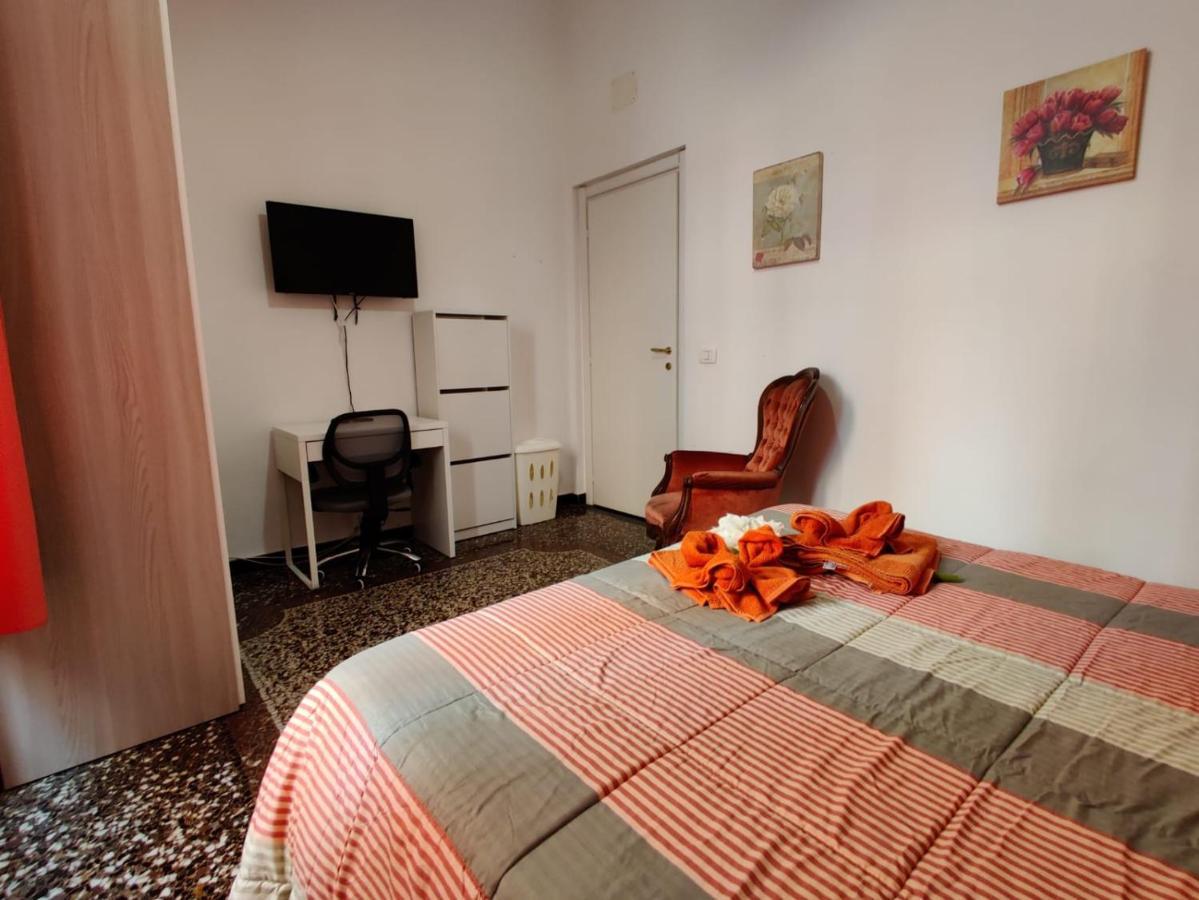 Wow - 175 Mq - Posteggio Privato - Davanti Porto Traghetti - Fino A 10 Posti Letto Appartement *