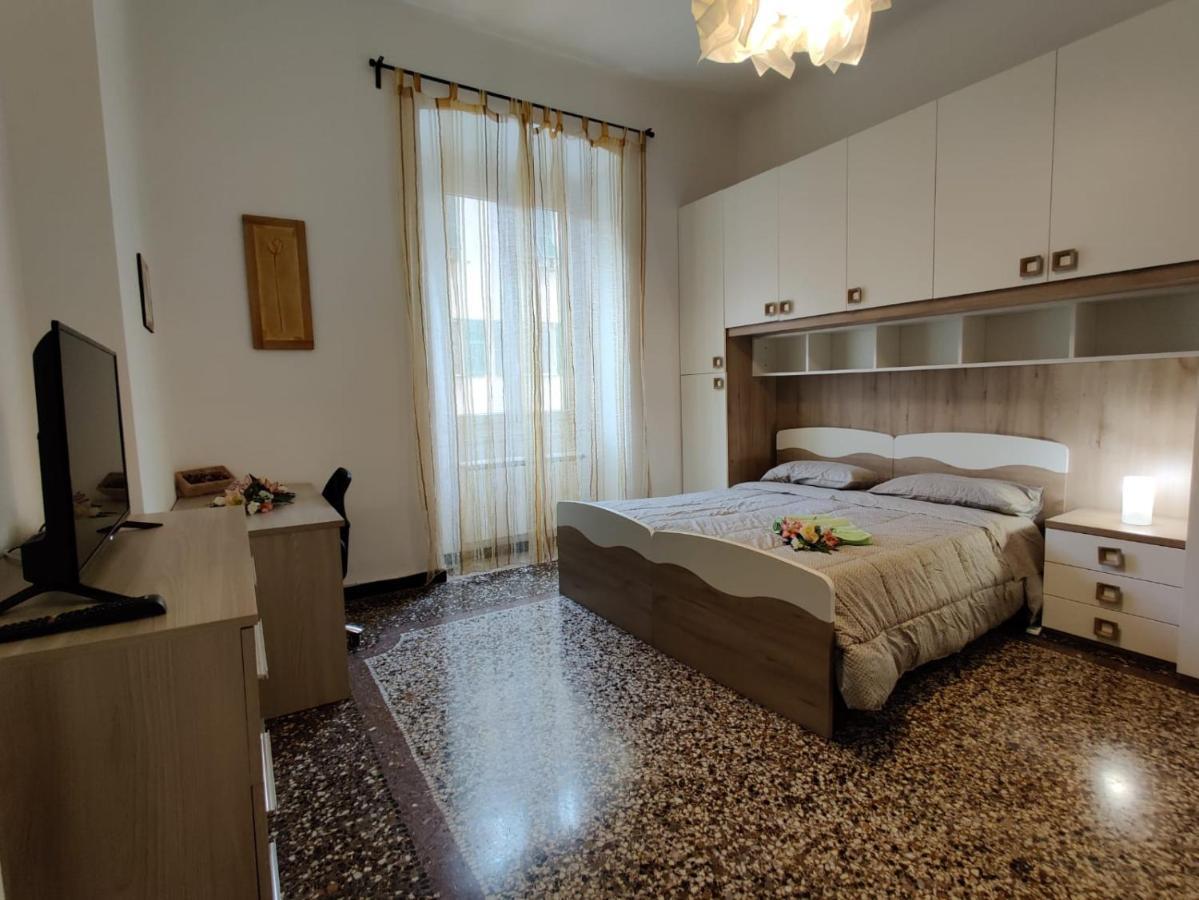 Wow - 175 Mq - Posteggio Privato - Davanti Porto Traghetti - Fino A 10 Posti Letto Appartement