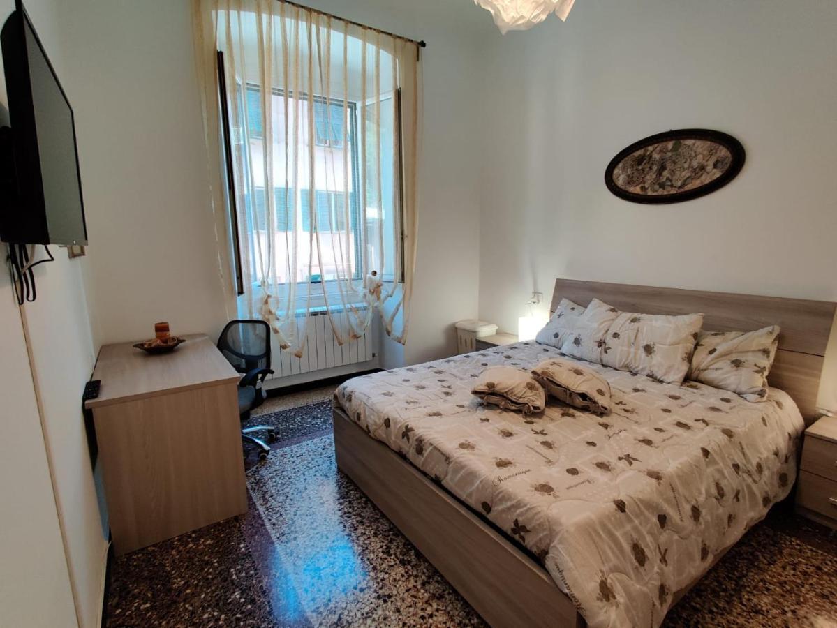 Wow - 175 Mq - Posteggio Privato - Davanti Porto Traghetti - Fino A 10 Posti Letto * Genua