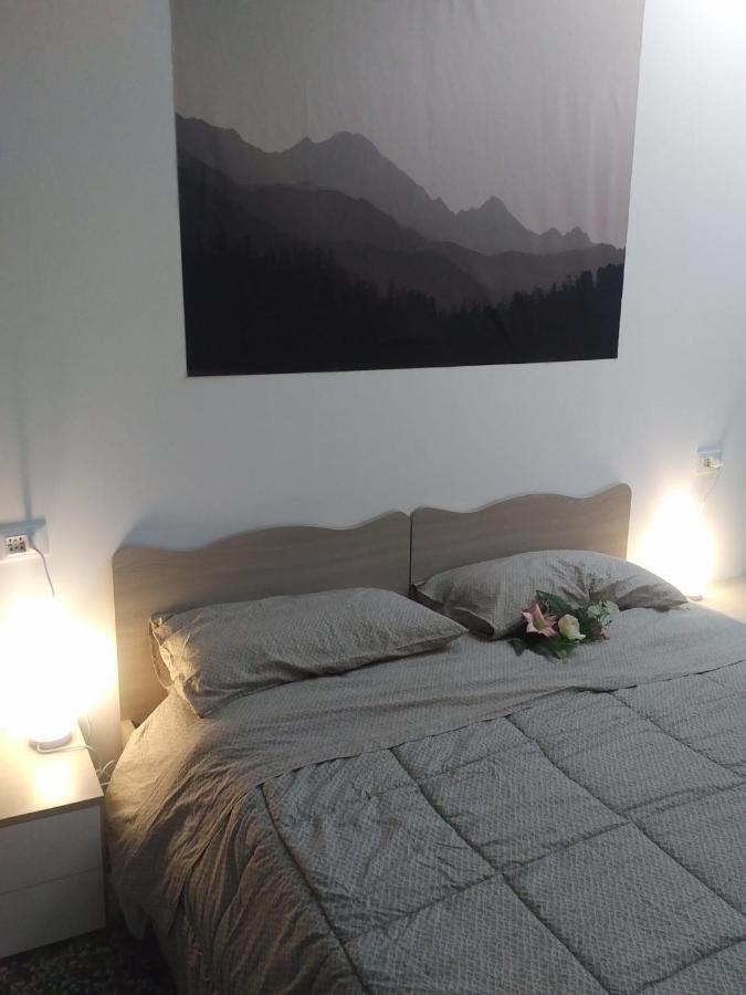 Wow - 175 Mq - Posteggio Privato - Davanti Porto Traghetti - Fino A 10 Posti Letto * Genua