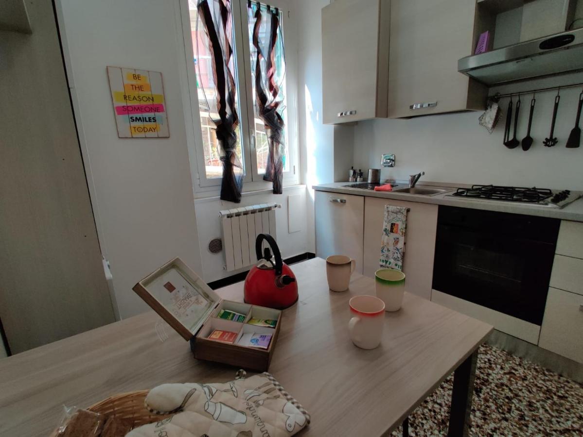 Appartement Wow - 175 Mq - Posteggio Privato - Davanti Porto Traghetti - Fino A 10 Posti Letto