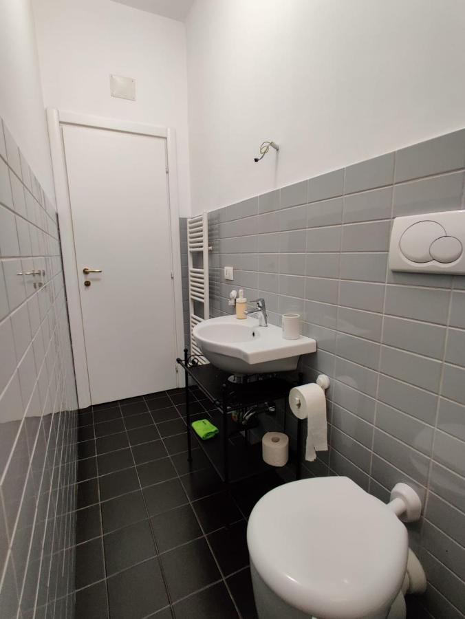 Appartement Wow - 175 Mq - Posteggio Privato - Davanti Porto Traghetti - Fino A 10 Posti Letto